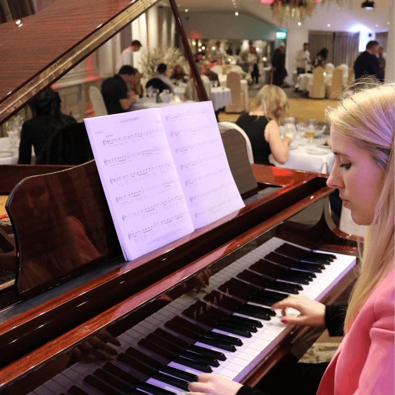 music-by-claudia-06